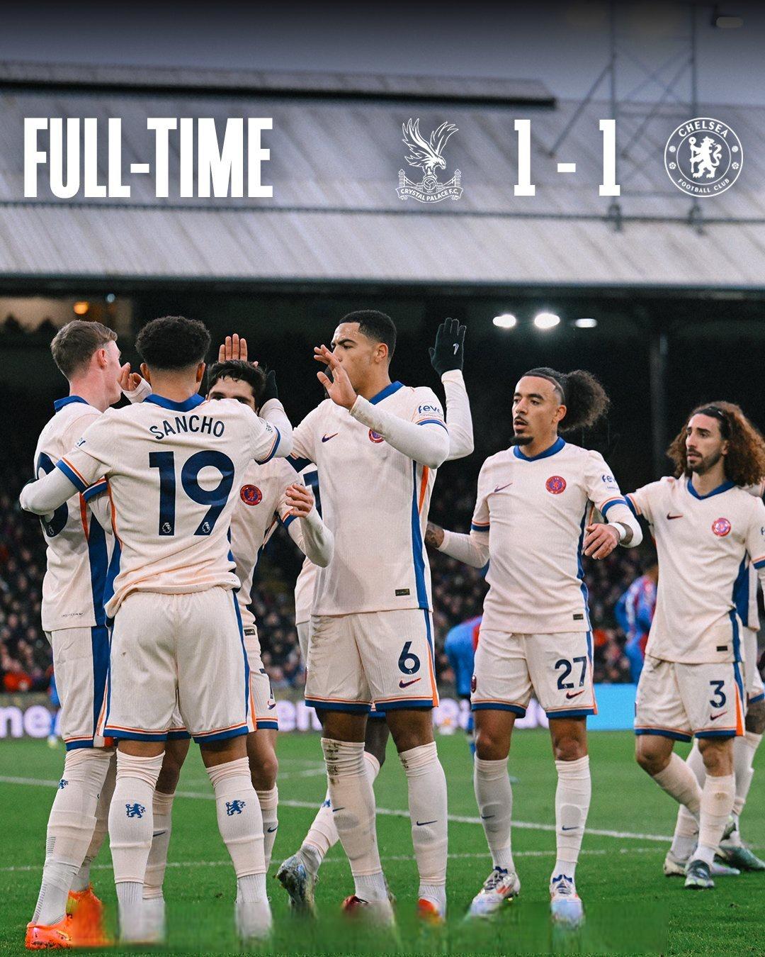 库里在切尔西比赛中重要助攻，比赛局势复杂引发热议！赛场气氛高涨-爱游戏平台