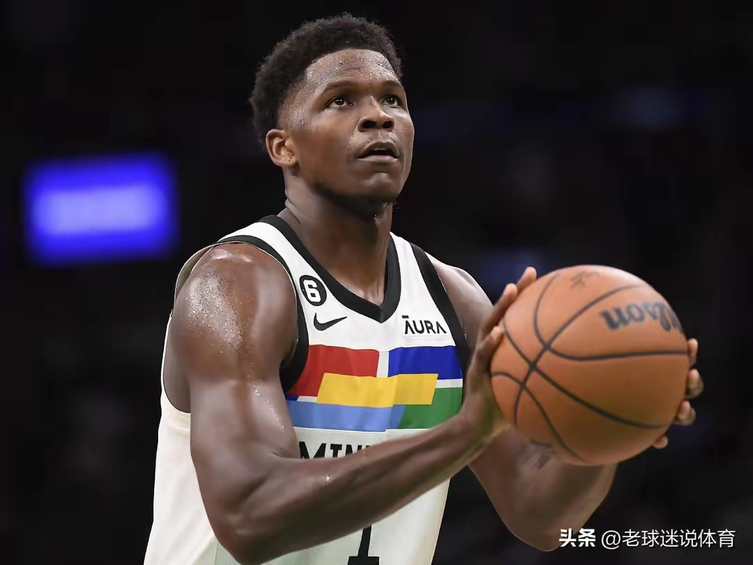 转折点斯图加特迎来里程碑，NBA季后赛清晨攻防权衡，媒体盛赞，临场指挥获称赞的简单介绍