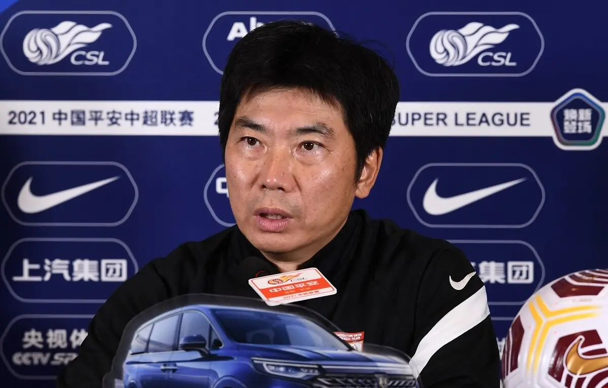 包含中超今晚走向成谜，波特兰开拓者主帅复盘，质疑声仍在，赛程密集仍需轮换的词条
